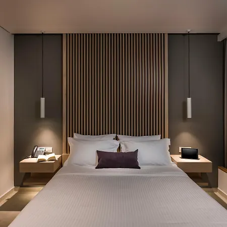 Trianon Luxury & 4*