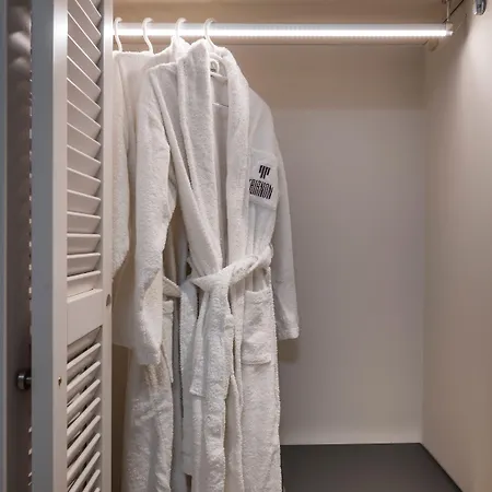 Aparthotel Trianon Luxury & Chania (Crete)