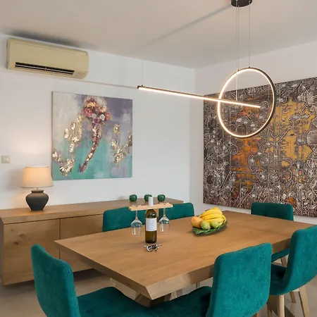 Trianon Luxury & 4* Chania (Crete)