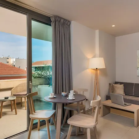 Trianon Luxury &