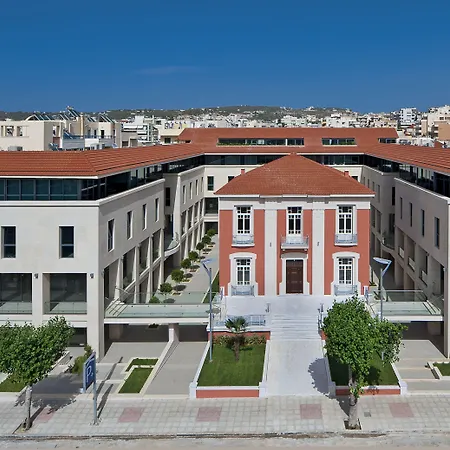 Aparthotel Trianon Luxury & 4*