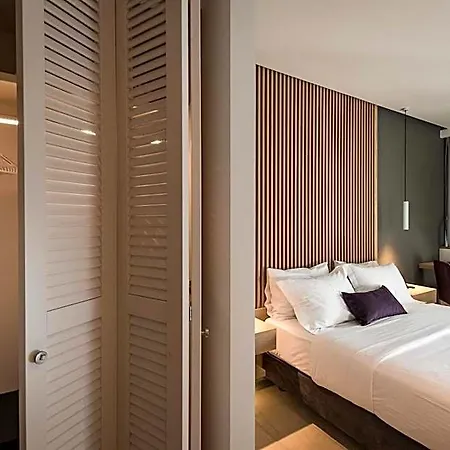 Trianon Luxury & خانيا