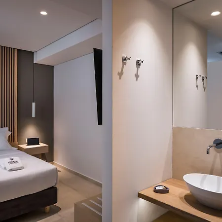 Trianon Luxury & Aparthotel Chania (Crete)