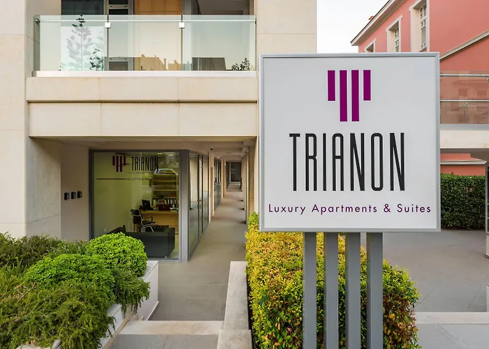 Trianon Luxury & 4* חאניה