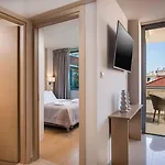 Aparthotel Trianon Luxury Apartments&suites 4*