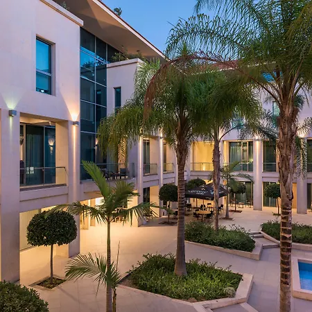Aparthotel Trianon Luxury Apartments&suites